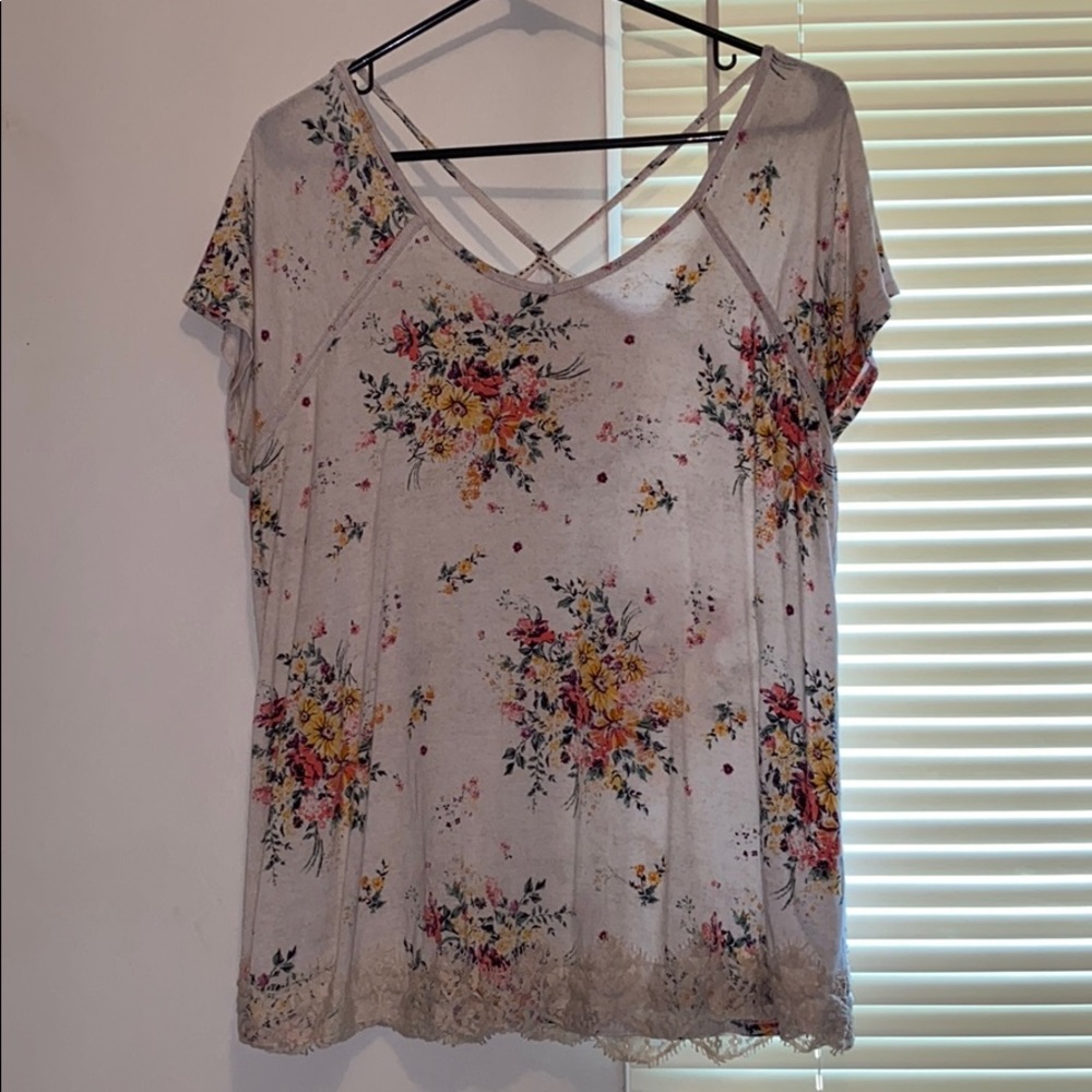 Floral shirt with cross cross back xl